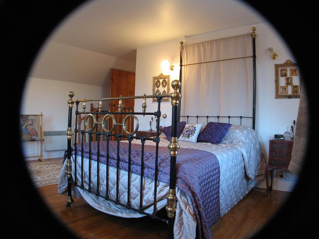 Ellie'S Place On City Park Launceston Bilik gambar