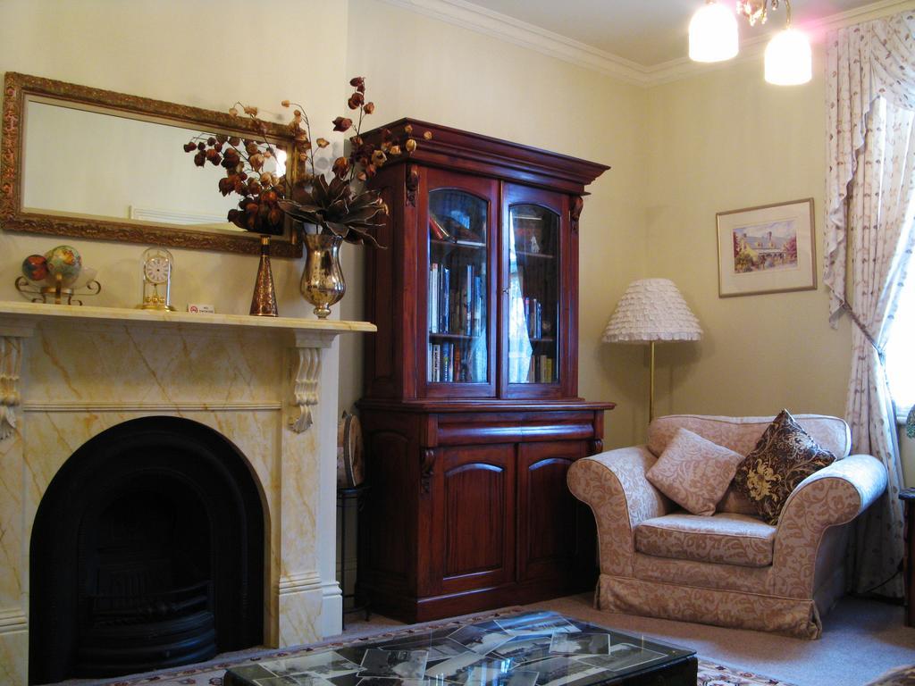 Ellie'S Place On City Park Launceston Bilik gambar
